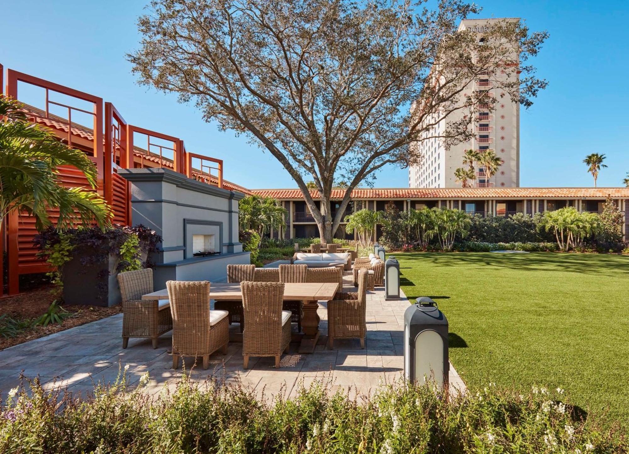Doubletree By Hilton Hotel Orlando At Seaworld Williamsburg Ngoại thất bức ảnh